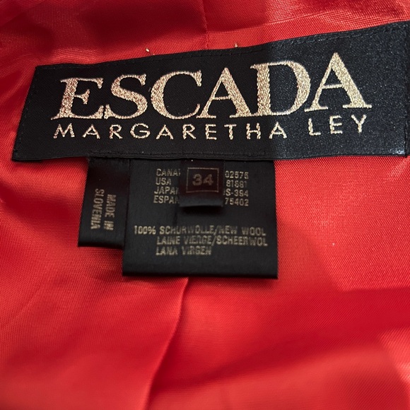 Escada vintage blazer 100% new wool with silk lining size 34 - Picture 7 of 8